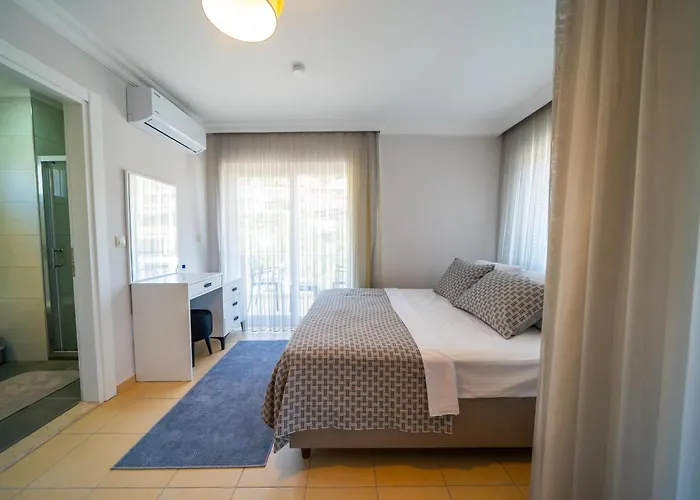 Necatibey Armutalan Daily Weekly * マルマリス